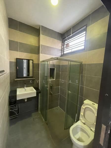 Semi-Detached House for Sale in Taman Impian Emas (Skudai) - Kyle Das - Bathroom - PropertyGuru.com.my