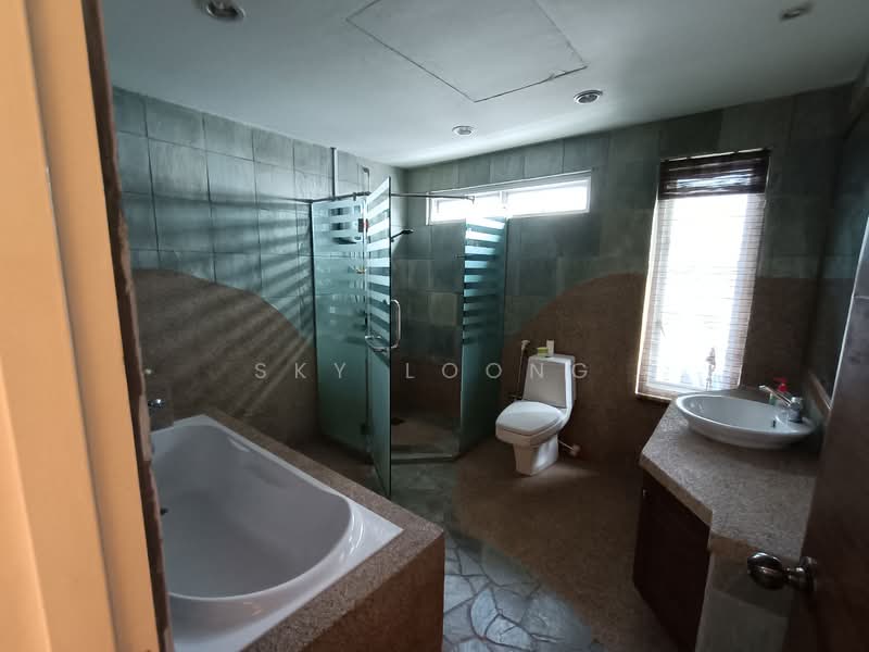 Rumah Teres 2.5 Tingkat untuk Dijual di Bangsar (Kuala Lumpur) - Sky Loong - Bathroom - PropertyGuru.com.my