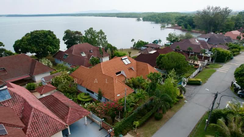 Rumah Banglo untuk Dijual di Port Dickson (Negeri Sembilan) - Nur Alia Omar - Exterior - PropertyGuru.com.my