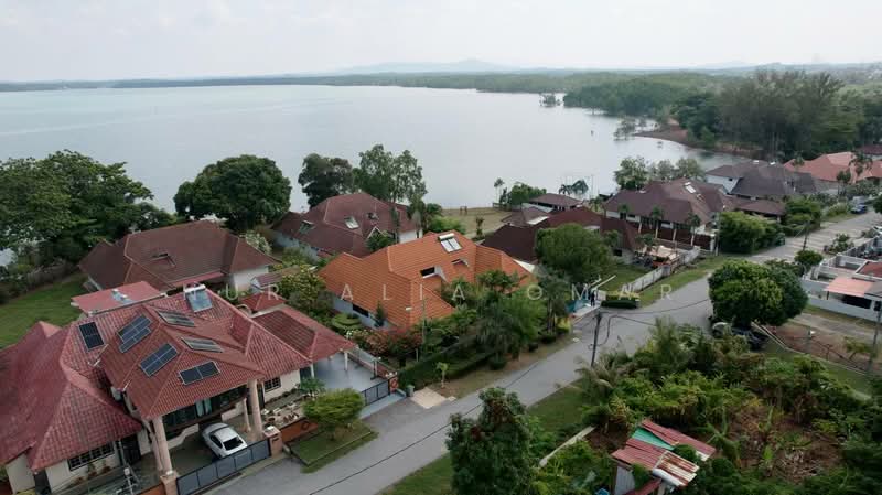 Rumah Banglo untuk Dijual di Port Dickson (Negeri Sembilan) - Nur Alia Omar - Exterior - PropertyGuru.com.my