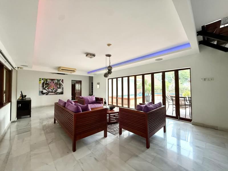 Rumah Banglo untuk Dijual di Port Dickson (Negeri Sembilan) - Nur Alia Omar - Living Room - PropertyGuru.com.my