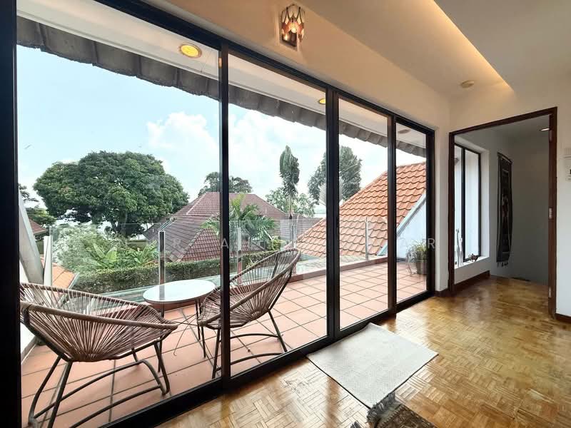 Rumah Banglo untuk Dijual di Port Dickson (Negeri Sembilan) - Nur Alia Omar - Balcony - PropertyGuru.com.my