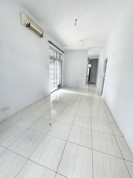 1-storey Terraced House for Rent in Taman Setia Indah (Tebrau) - Sze Lee - Interior - PropertyGuru.com.my