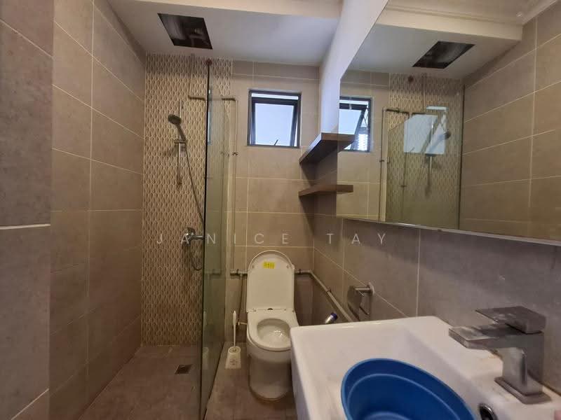 2.5-storey Terraced House for Sale in Kota Kinabalu (Sabah) - Janice Tay - Bathroom - PropertyGuru.com.my