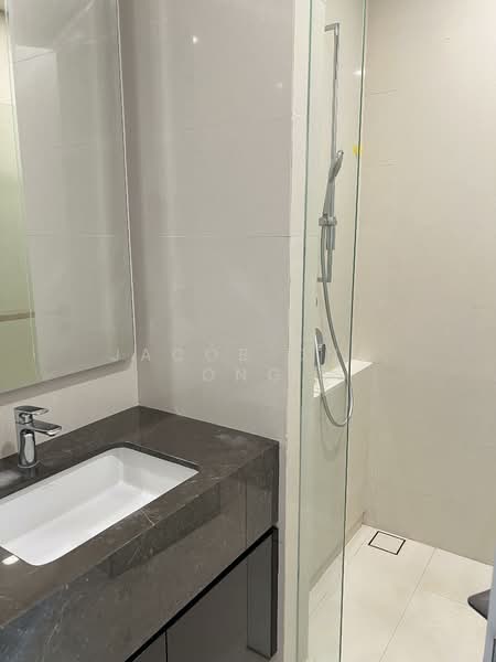 Servis Apartment untuk Disewa di Pavilion Damansara Heights - Jacob Ong Ong - Bathroom - PropertyGuru.com.my