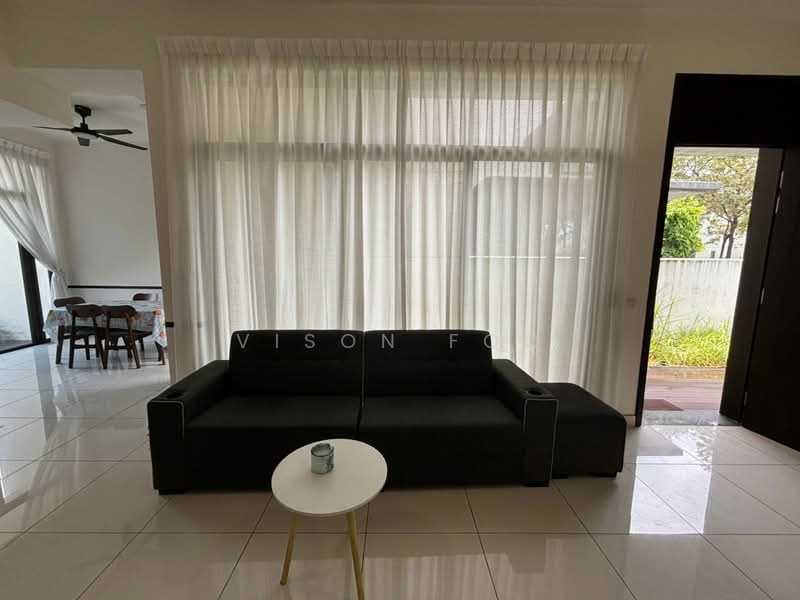 Rumah Teres untuk Disewa di Medini (Iskandar Puteri (Nusajaya)) - Vison Foo - Living Room - PropertyGuru.com.my