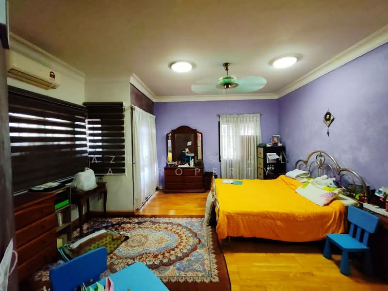 2-storey Terraced House for Sale in Taman Mutiara Rini (Skudai) - Azlan Ismail aiproperty - Bedroom - PropertyGuru.com.my