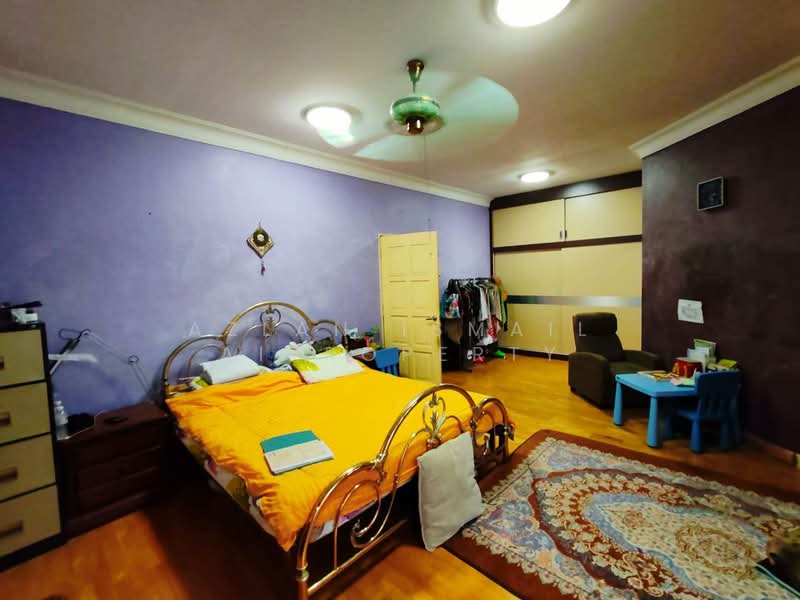 2-storey Terraced House for Sale in Taman Mutiara Rini (Skudai) - Azlan Ismail aiproperty - Bedroom - PropertyGuru.com.my