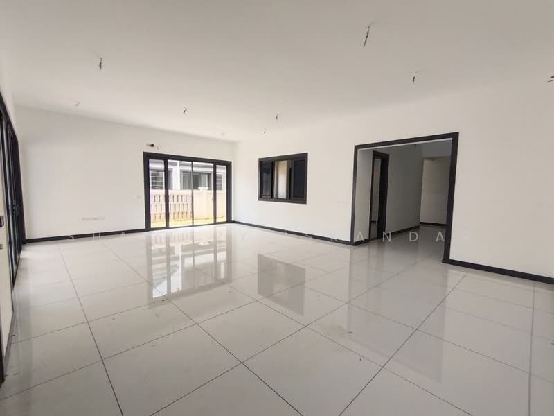 Semi-Detached House for Sale in Shah Alam (Selangor) - Shaziery Iskandar - Living Room - PropertyGuru.com.my