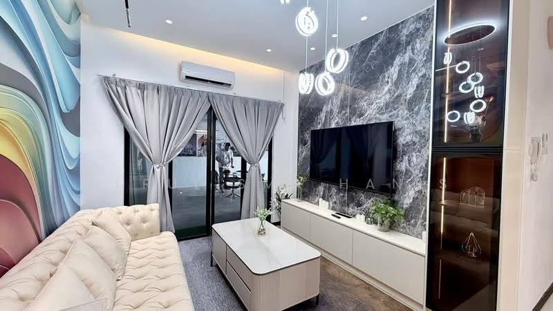 Kondominium untuk Dijual di Residensi KLIA - NURULISMA HANIS - Living Room - PropertyGuru.com.my
