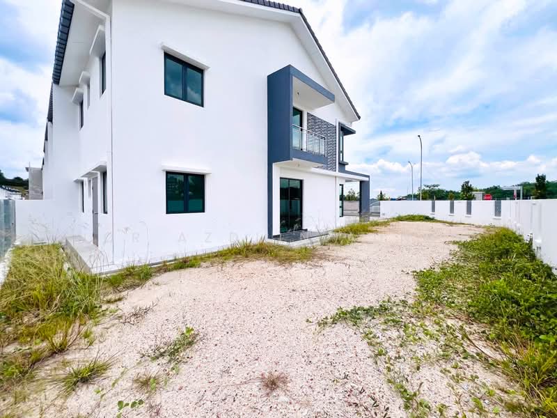 Terraced House for Sale in Hulu Langat (Selangor) - Nor Azdlin Adnan - Exterior - PropertyGuru.com.my