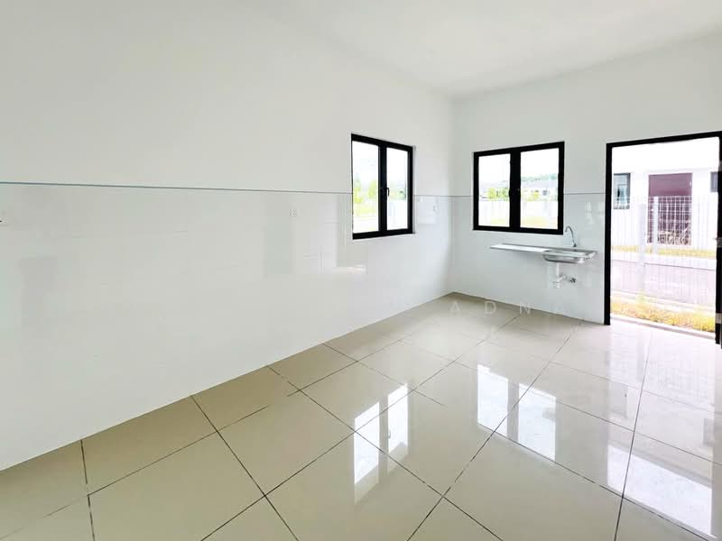 Terraced House for Sale in Hulu Langat (Selangor) - Nor Azdlin Adnan - Kitchen - PropertyGuru.com.my