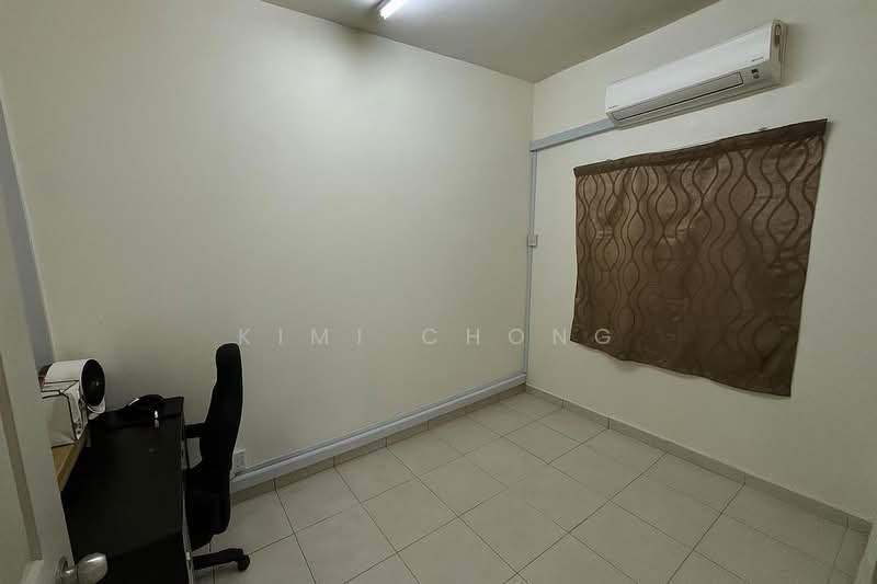 Terraced House for Sale in Puchong (Selangor) - Kimi Chong - Study - PropertyGuru.com.my