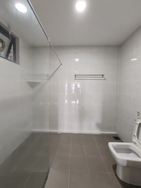 Kondominium untuk Disewa di 98 Nibong Residence - Xinnee . - Bathroom - PropertyGuru.com.my