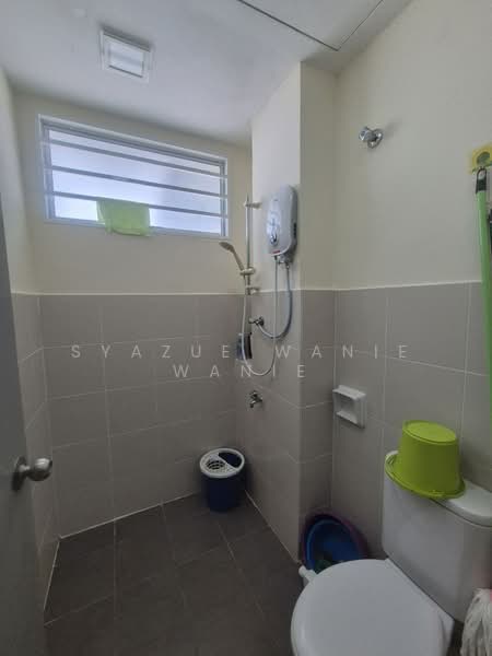 Terraced House for Sale in Semenyih (Selangor) - Syazue Wanie Wanie - Bathroom - PropertyGuru.com.my