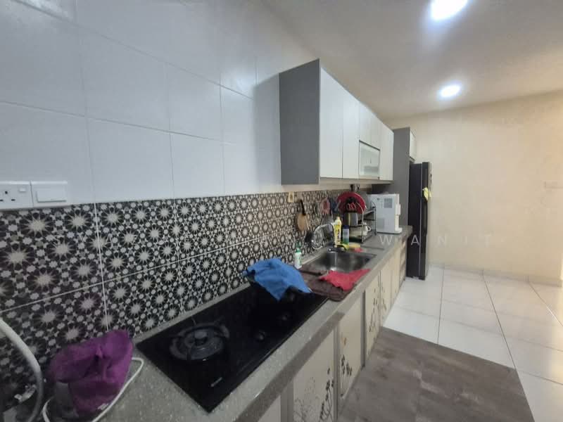 Terraced House for Sale in Semenyih (Selangor) - Syazue Wanie Wanie - Kitchen - PropertyGuru.com.my