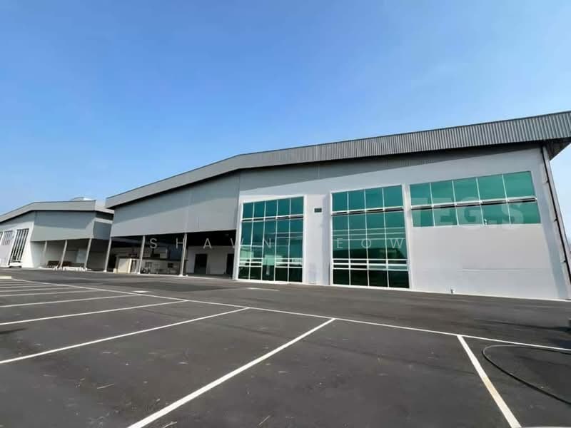 Detached Factory for Sale in Bandar Baru Enstek (Bandar Enstek) - Shawn Seow - Exterior - PropertyGuru.com.my