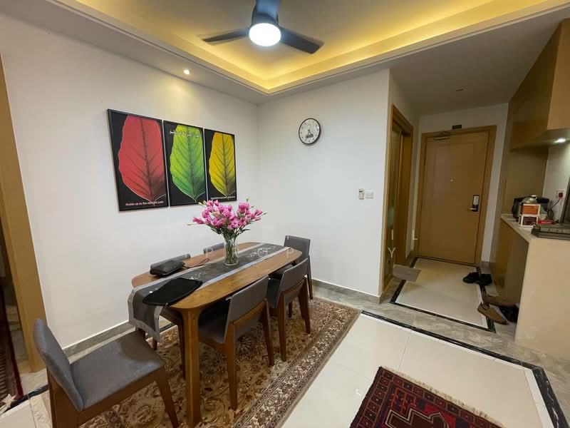 Servis Apartment untuk Dijual di R&F Princess Cove Phase 1 - Azlan Ismail aiproperty - Dining Room - PropertyGuru.com.my