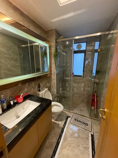 Servis Apartment untuk Dijual di R&F Princess Cove Phase 1 - Azlan Ismail aiproperty - Bathroom - PropertyGuru.com.my