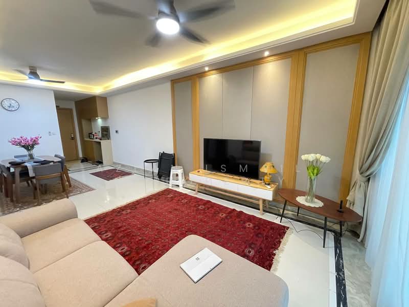 Servis Apartment untuk Dijual di R&F Princess Cove Phase 1 - Azlan Ismail aiproperty - Living Room - PropertyGuru.com.my