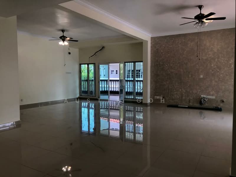 Semi-Detached House for Sale in Bandar Puteri Puchong (Puchong) - Austin Goh - Living Room - PropertyGuru.com.my