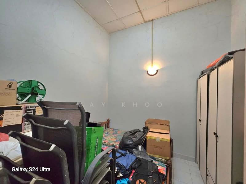 Rumah Teres 1 Tingkat untuk Dijual di Taman Molek (Johor Bahru) - May Khoo - Bedroom - PropertyGuru.com.my