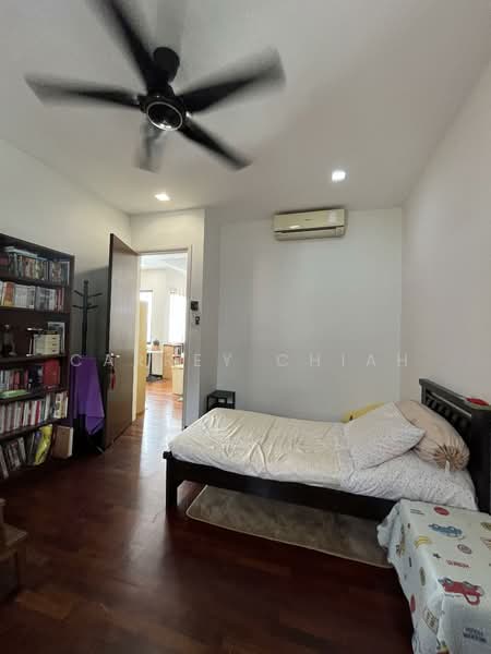 2-storey Terraced House for Sale in Puchong (Selangor) - Carrey Chiah - Bedroom - PropertyGuru.com.my
