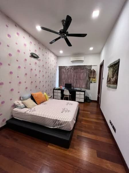 Rumah Banglo untuk Dijual di Bandar Sungai Long (Selangor) - Shanny Tan - Bedroom - PropertyGuru.com.my
