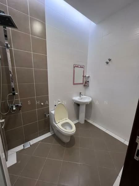 Rumah Banglo untuk Dijual di Bandar Sungai Long (Selangor) - Shanny Tan - Bathroom - PropertyGuru.com.my