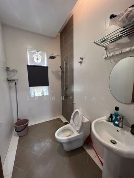 Rumah Banglo untuk Dijual di Bandar Sungai Long (Selangor) - Shanny Tan - Bathroom - PropertyGuru.com.my