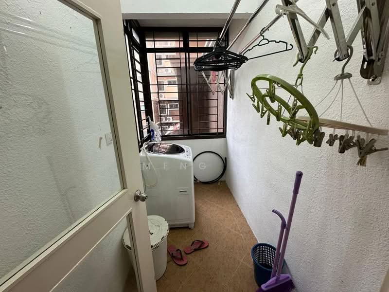 Pangsapuri untuk Disewa di Larkin Residence - Meng . - Balcony - PropertyGuru.com.my