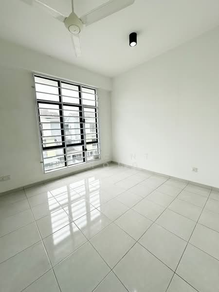 Townhouse for Sale in Bandar Bukit Puchong 2 (Puchong) - Vincent Khong - Interior - PropertyGuru.com.my