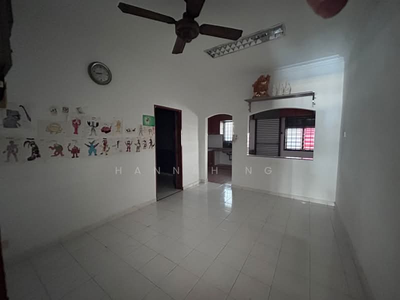 Kedai / Pejabat untuk Disewa di Taman Pelangi (Johor Bahru) - Hannah Ng - Living Room - PropertyGuru.com.my