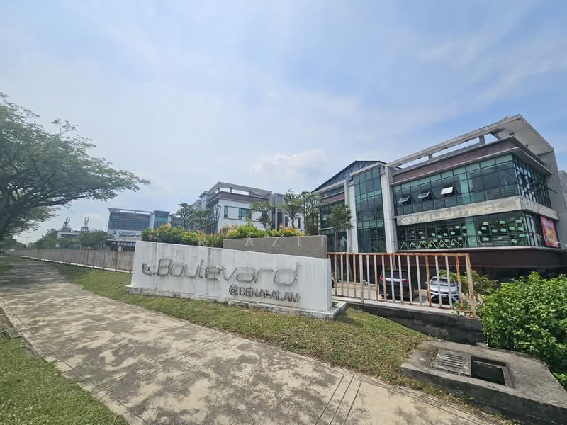 Shop / Office for Sale in Denai Alam (Shah Alam) - R Azlin - Exterior - PropertyGuru.com.my
