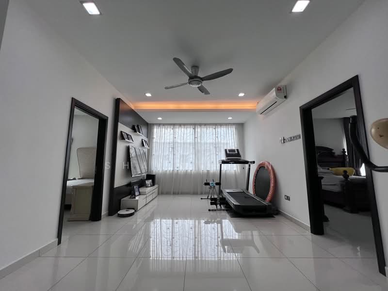 Semi-Detached House for Sale in Sungai Long (Bandar Sungai Long) - Shanny Tan - Living Room - PropertyGuru.com.my
