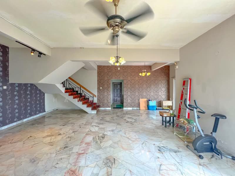 Rumah Teres 2 Tingkat untuk Dijual di Shah Alam (Selangor) - Hawa Ibrahim - Living Room - PropertyGuru.com.my