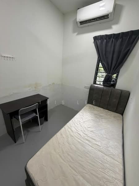 Rumah Teres 1 Tingkat untuk Disewa di Taman Miharja (Cheras) - Iris Lee - Bedroom - PropertyGuru.com.my