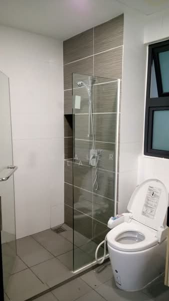 Pangsapuri untuk Dijual di Molek Pine 4 - Healer Lau - PropertyGuru.com.my