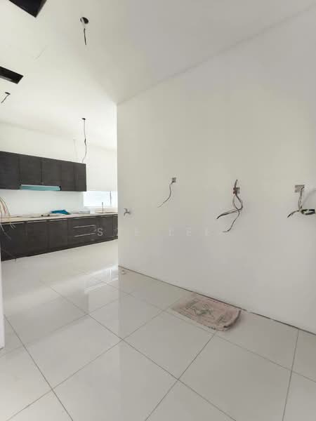 Semi-Detached House for Sale in Taman Seri Austin (Tebrau) - Sze Lee - Kitchen - PropertyGuru.com.my
