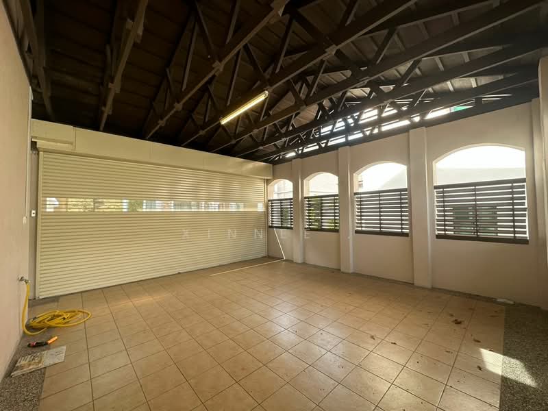 Bungalow for Rent in Batu Ferringhi (Penang) - Xinnee . - Car Park - PropertyGuru.com.my