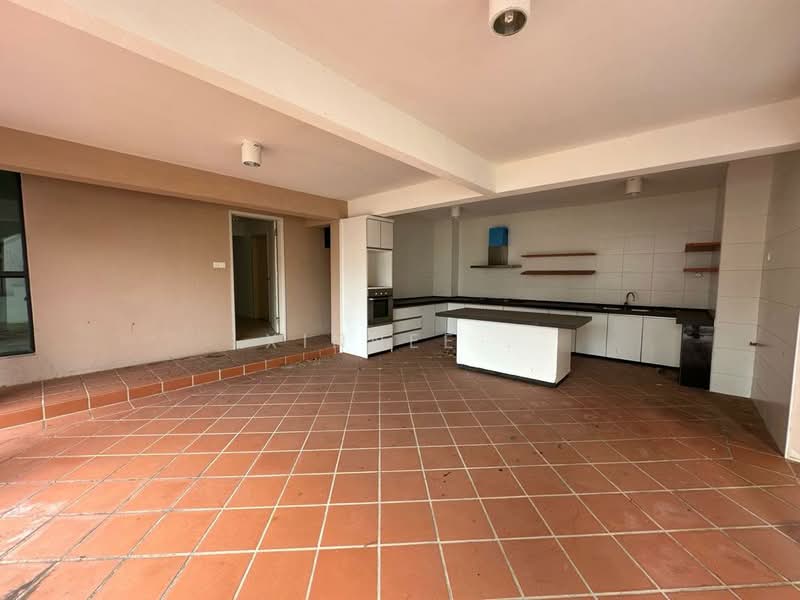 Bungalow for Rent in Batu Feringghi (Penang) - Xinnee . - Kitchen - PropertyGuru.com.my