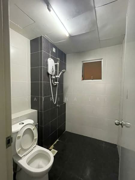 Pangsapuri untuk Dijual di D'Cerrum Apartment - Katrina Lai - Bathroom - PropertyGuru.com.my