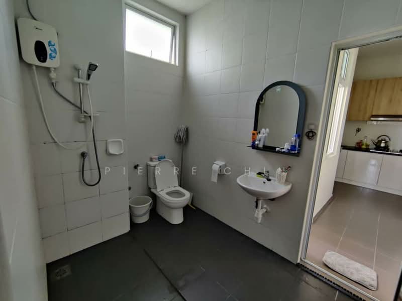 Service Residence for Rent at THE SENAI GARDEN (PANGSAPURI IMPIAN SENAI) - Pierre Chin - Bathroom - PropertyGuru.com.my