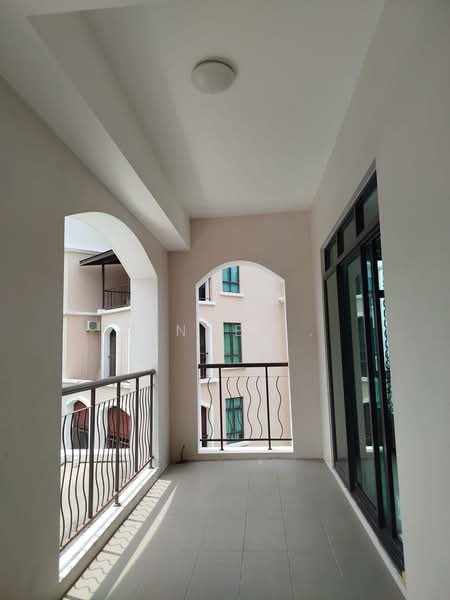 Kondominium untuk Disewa di Moonlight Bay - Xinnee . - Balcony - PropertyGuru.com.my