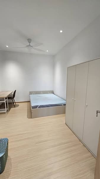 Kondominium untuk Disewa di Trinity Pentamont - Wanlu Sang - Bedroom - PropertyGuru.com.my