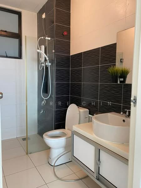 Servis Apartment untuk Disewa di The Platino Serviced Apartment - Pierre Chin - Bathroom - PropertyGuru.com.my