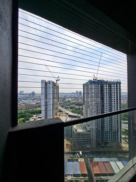 Service Residence for Rent at Aera Residence - Wong Carol - PropertyGuru.com.my