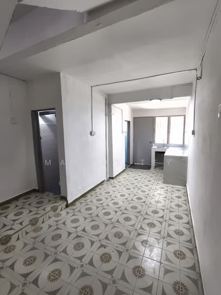2-storey Terraced House for Sale in Simpang Renggam (Johor) - Marcus Tey - Kitchen - PropertyGuru.com.my