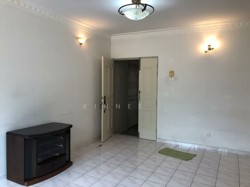 Kondominium untuk Disewa di Sri Pangkor Condominium - Xinnee . - Living Room - PropertyGuru.com.my