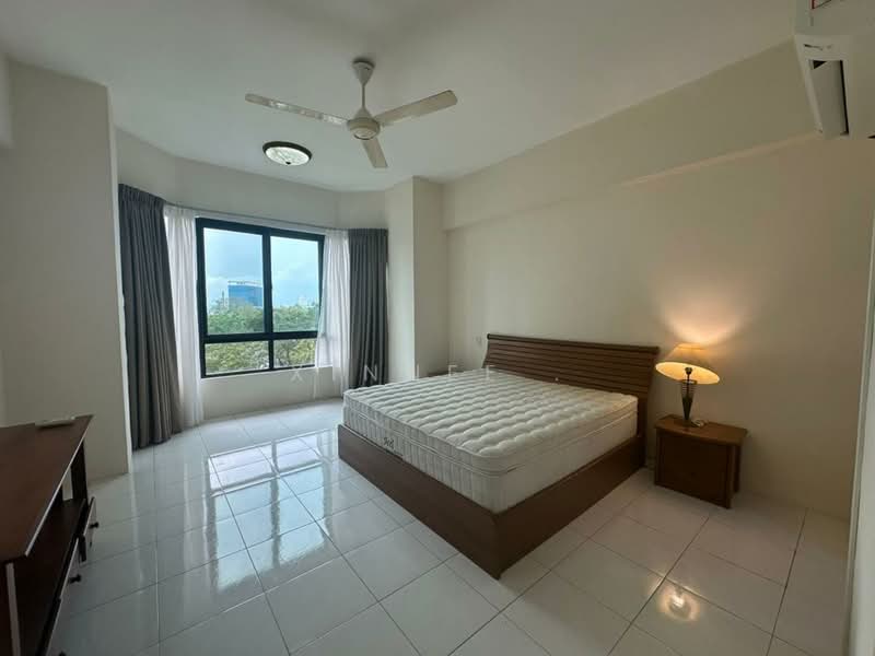 Kondominium untuk Disewa di Sri Pangkor Condominium - Xinnee . - Bedroom - PropertyGuru.com.my